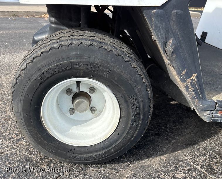 image for item EN5952 Columbia golf cart