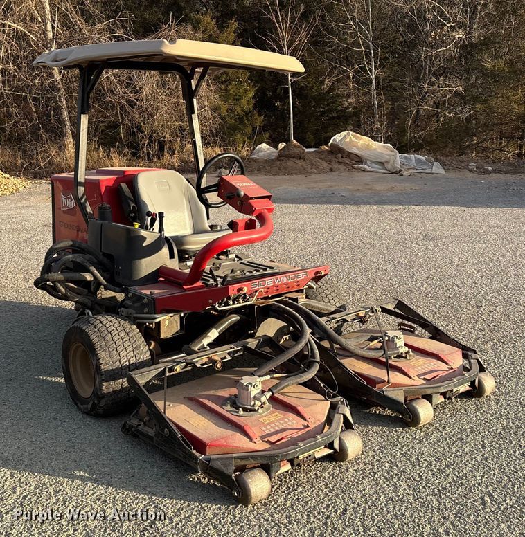 image for item EN5957 Toro Groundsmaster 3500 D Sidewinder greens mower