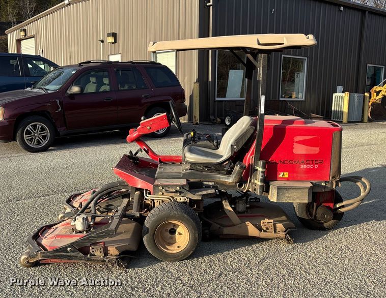 image for item EN5957 Toro Groundsmaster 3500 D Sidewinder greens mower