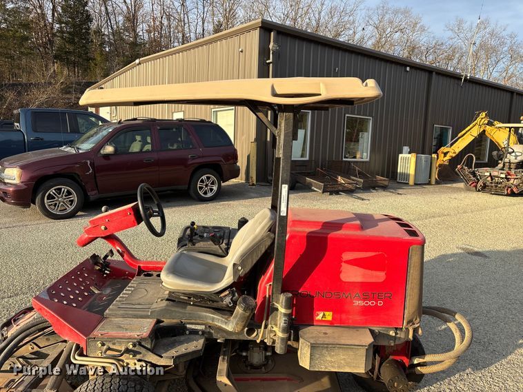 image for item EN5957 Toro Groundsmaster 3500 D Sidewinder greens mower
