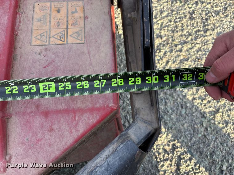 image for item EN5957 Toro Groundsmaster 3500 D Sidewinder greens mower