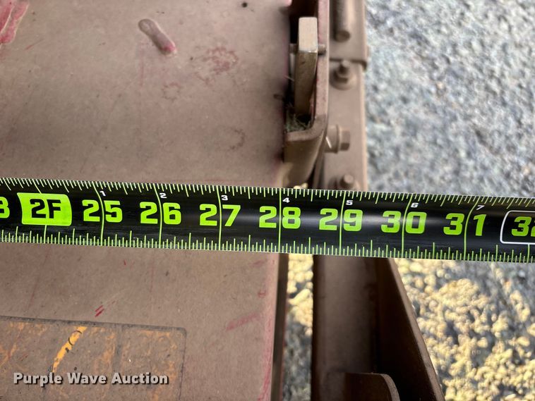 image for item EN5957 Toro Groundsmaster 3500 D Sidewinder greens mower