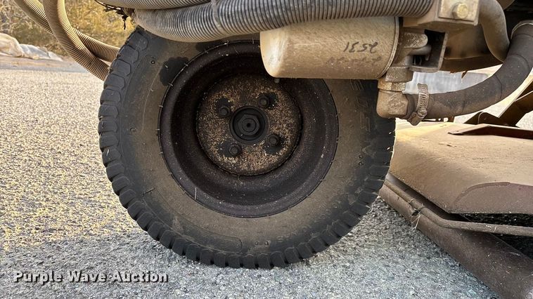 image for item EN5957 Toro Groundsmaster 3500 D Sidewinder greens mower