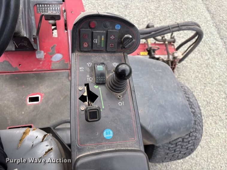 image for item EN5958 Toro Reelmaster 5610 CrossTrax AWD greens mower