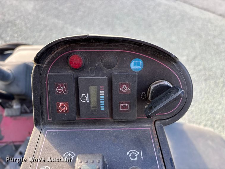 image for item EN5959 Toro Reelmaster CrossTrax 5610 reel mower