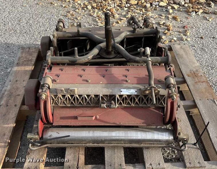 image for item EN5959 Toro Reelmaster CrossTrax 5610 reel mower