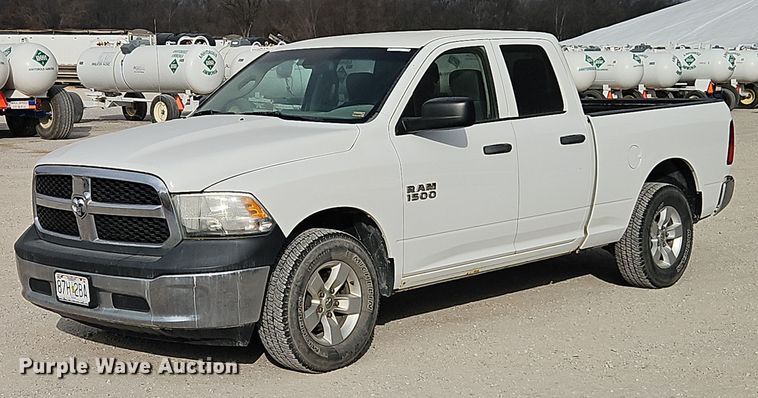 image for item EO4918 2015 RAM 1500 Ext. Cab pickup truck