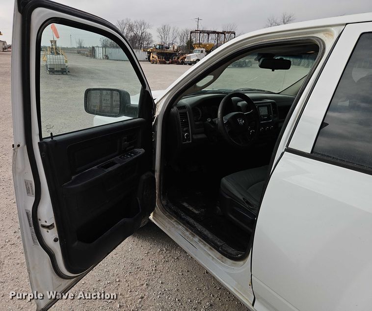 image for item EO4918 2015 RAM 1500 Ext. Cab pickup truck