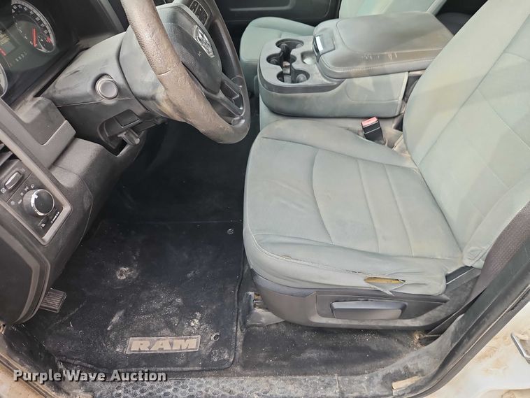 image for item EO4918 2015 RAM 1500 Ext. Cab pickup truck