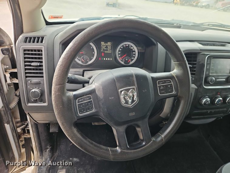 image for item EO4918 2015 RAM 1500 Ext. Cab pickup truck