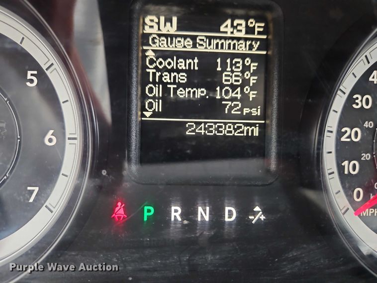 image for item EO4918 2015 RAM 1500 Ext. Cab pickup truck