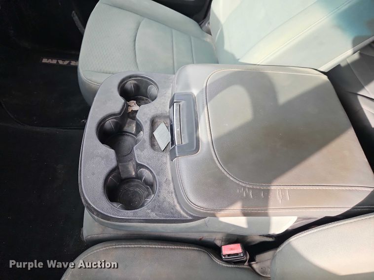 image for item EO4918 2015 RAM 1500 Ext. Cab pickup truck