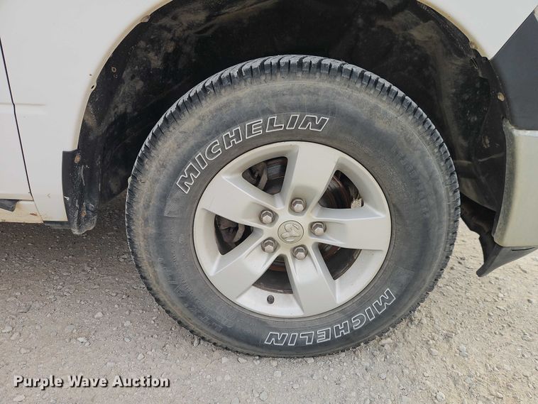 image for item EO4918 2015 RAM 1500 Ext. Cab pickup truck