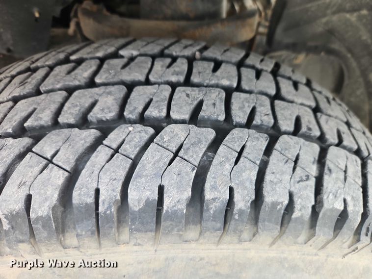 image for item EO4918 2015 RAM 1500 Ext. Cab pickup truck