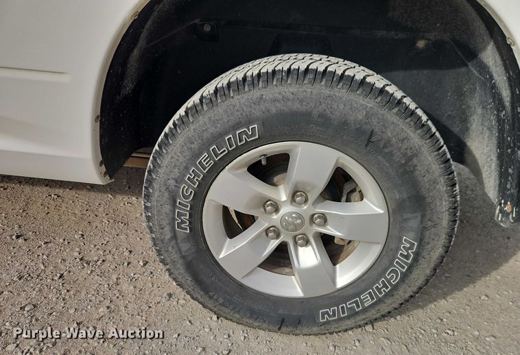 image for item EO4918 2015 RAM 1500 Ext. Cab pickup truck