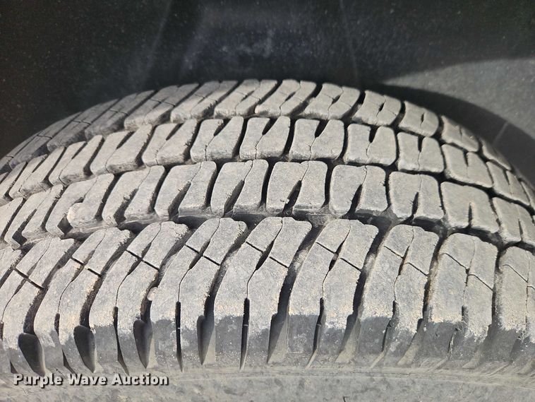 image for item EO4918 2015 RAM 1500 Ext. Cab pickup truck