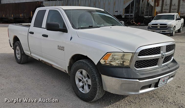 image for item EO4919 2013 RAM 1500 Ext. Cab pickup truck