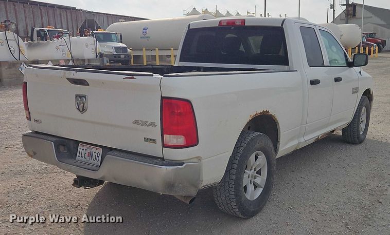 image for item EO4919 2013 RAM 1500 Ext. Cab pickup truck