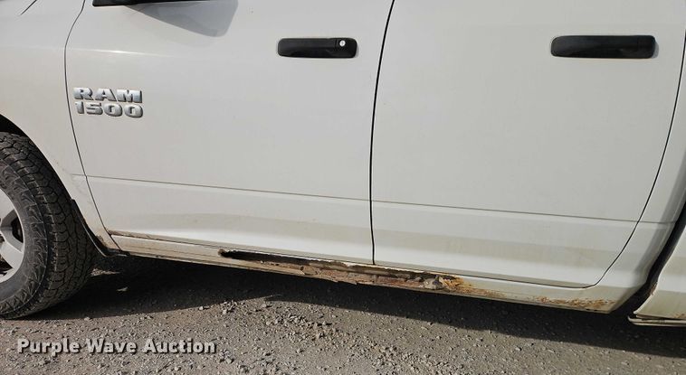 image for item EO4919 2013 RAM 1500 Ext. Cab pickup truck