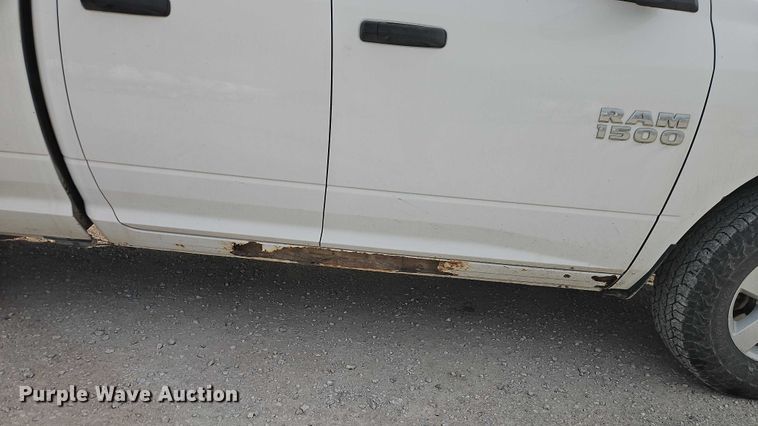 image for item EO4919 2013 RAM 1500 Ext. Cab pickup truck