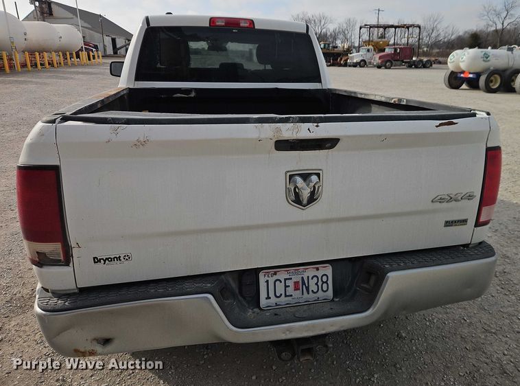 image for item EO4919 2013 RAM 1500 Ext. Cab pickup truck