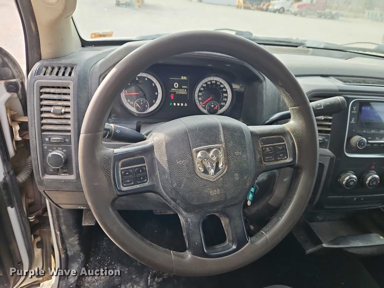 image for item EO4919 2013 RAM 1500 Ext. Cab pickup truck