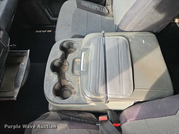 image for item EO4919 2013 RAM 1500 Ext. Cab pickup truck