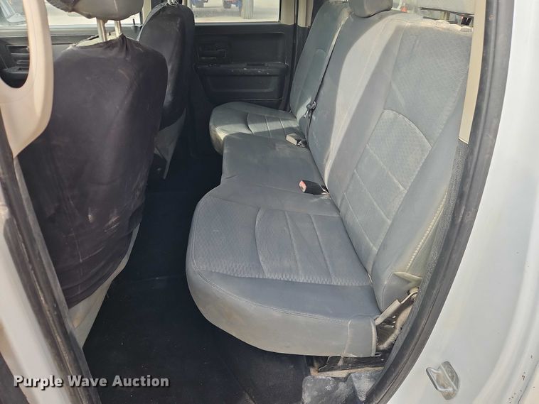 image for item EO4919 2013 RAM 1500 Ext. Cab pickup truck