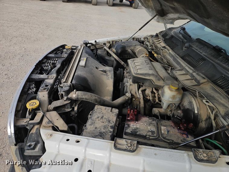 image for item EO4919 2013 RAM 1500 Ext. Cab pickup truck