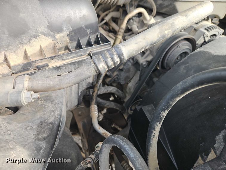 image for item EO4919 2013 RAM 1500 Ext. Cab pickup truck