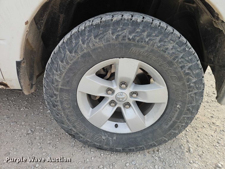 image for item EO4919 2013 RAM 1500 Ext. Cab pickup truck