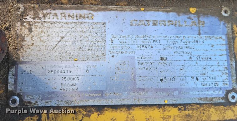 image for item EO4920 1989 Caterpillar V50D forklift