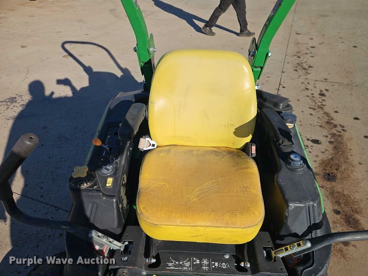 image for item EO4926 John Deere Z920M ZTR lawn mower