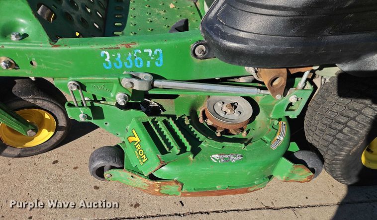 image for item EO4927 2017 John Deere Z920M ZTR lawn mower