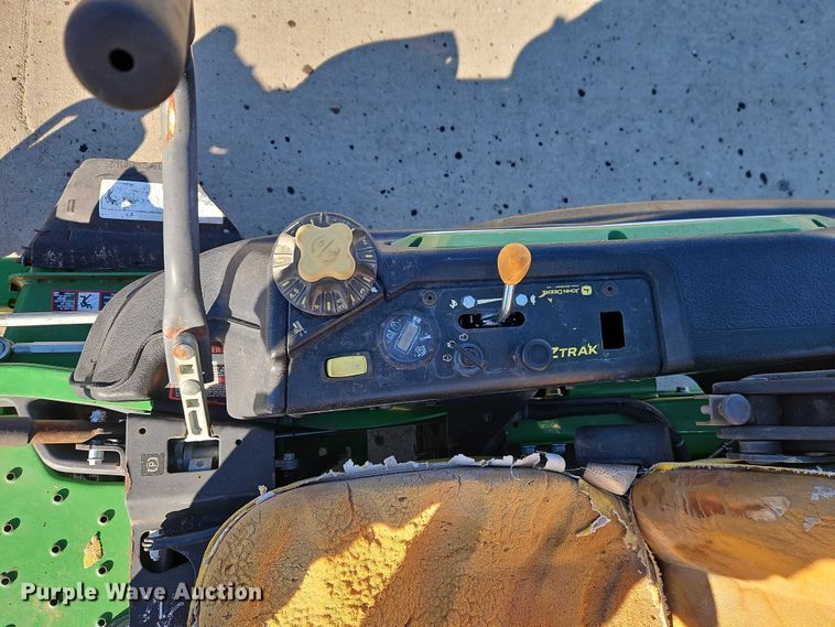 image for item EO4927 2017 John Deere Z920M ZTR lawn mower