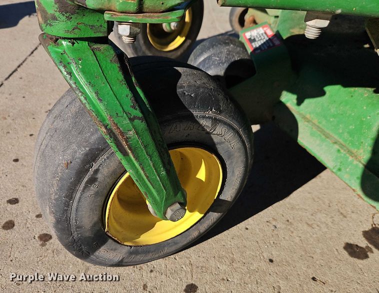 image for item EO4927 2017 John Deere Z920M ZTR lawn mower