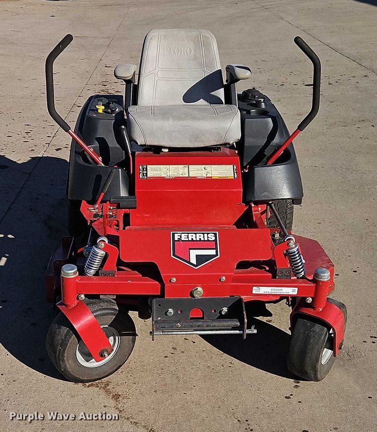 image for item EO4928 Ferris IS 1500Z ZTR lawn mower