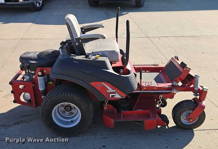 image for item EO4928 Ferris IS 1500Z ZTR lawn mower