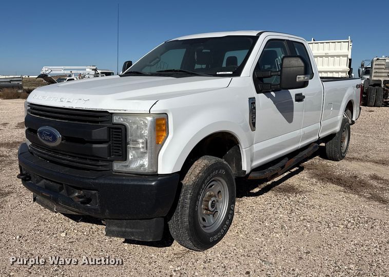 image for item EP0906 2017 Ford F250 Super Duty XL Ext. Cab pickup truck