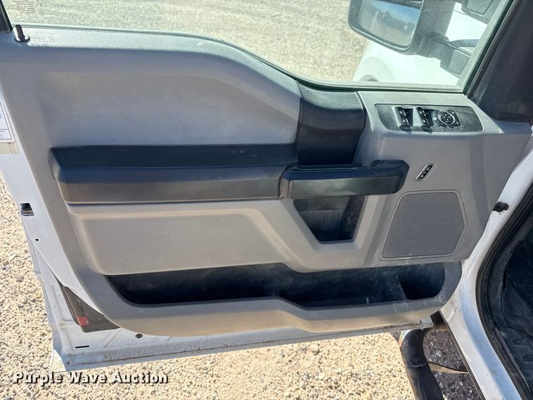 image for item EP0906 2017 Ford F250 Super Duty XL Ext. Cab pickup truck