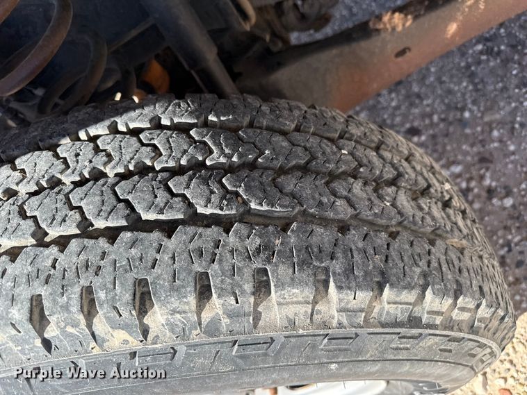 image for item EP0906 2017 Ford F250 Super Duty XL Ext. Cab pickup truck