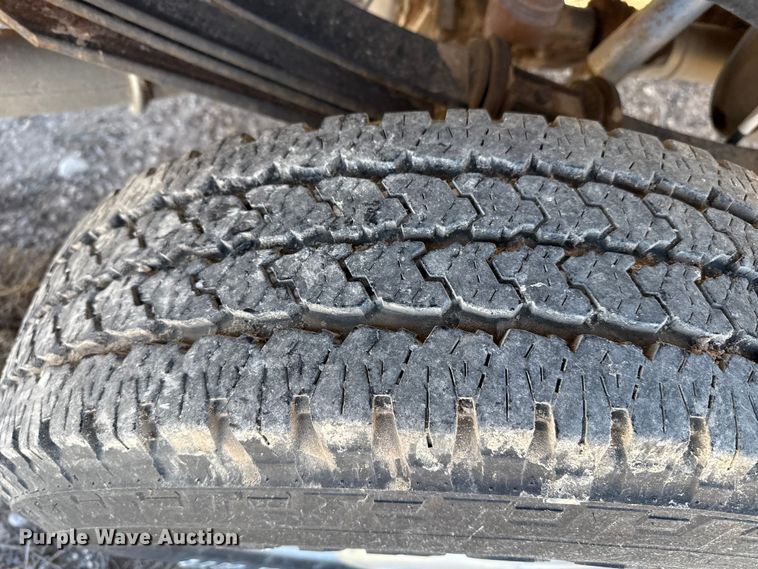 image for item EP0906 2017 Ford F250 Super Duty XL Ext. Cab pickup truck