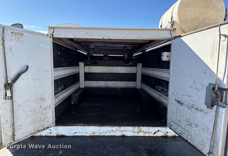 image for item EP2762 2020 Ford F550 utility / service truck