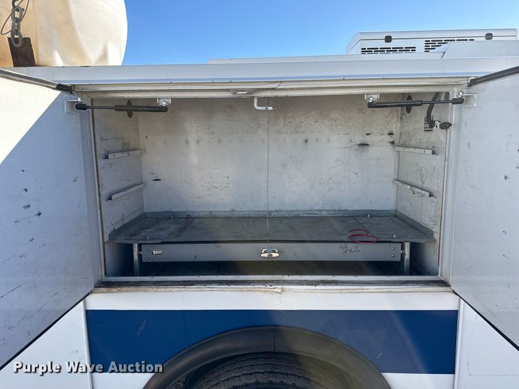 image for item EP2762 2020 Ford F550 utility / service truck