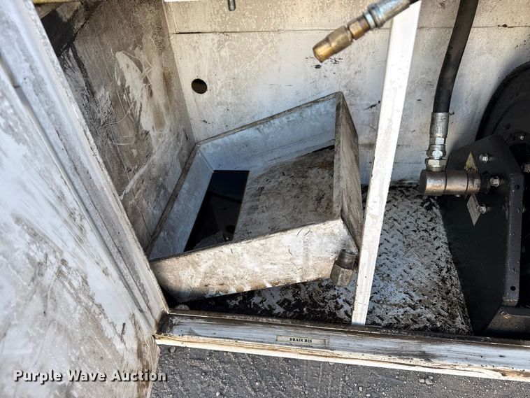 image for item EP2762 2020 Ford F550 utility / service truck