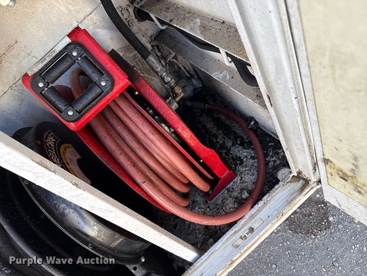 image for item EP2762 2020 Ford F550 utility / service truck