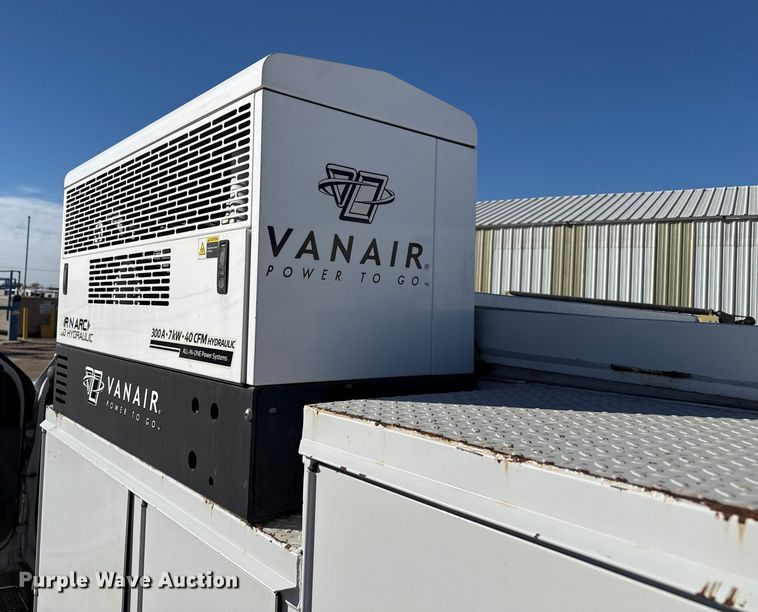 image for item EP2762 2020 Ford F550 utility / service truck