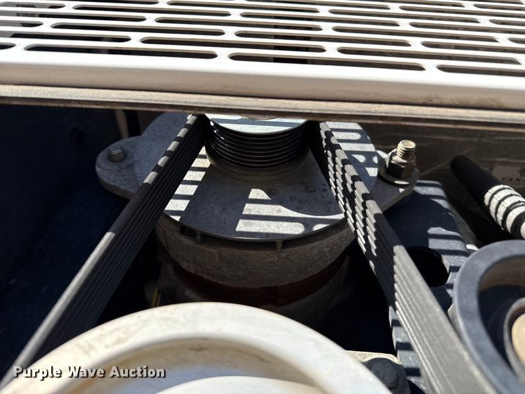 image for item EP2762 2020 Ford F550 utility / service truck