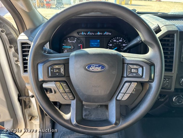 image for item EP2762 2020 Ford F550 utility / service truck