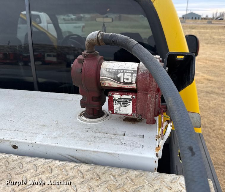 image for item EP2765 2005 Ford F250 Super Duty Crew Cab pickup truck